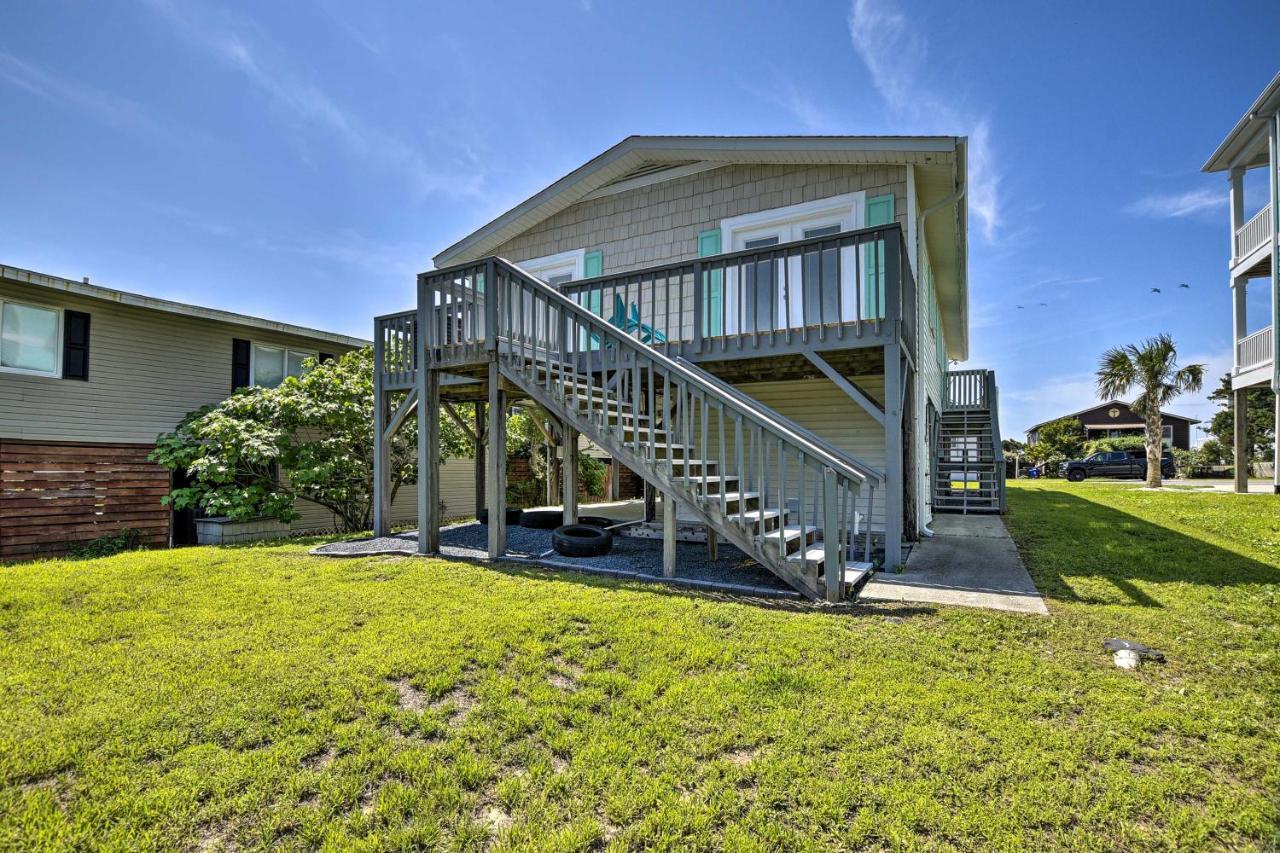 Oak Island Beach Abode With Deck Walk To Shore! 外观 照片